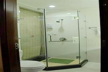 Huijing Holiday Hotel Шанхай Екстериор снимка