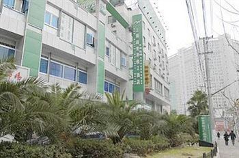 Huijing Holiday Hotel Шанхай Екстериор снимка