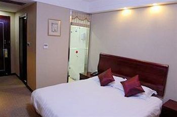 Huijing Holiday Hotel Шанхай Екстериор снимка